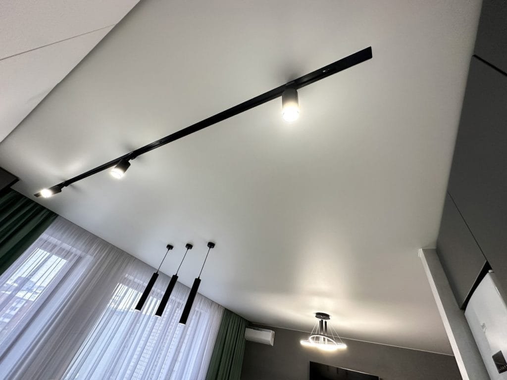 Satīna Franču Griesti